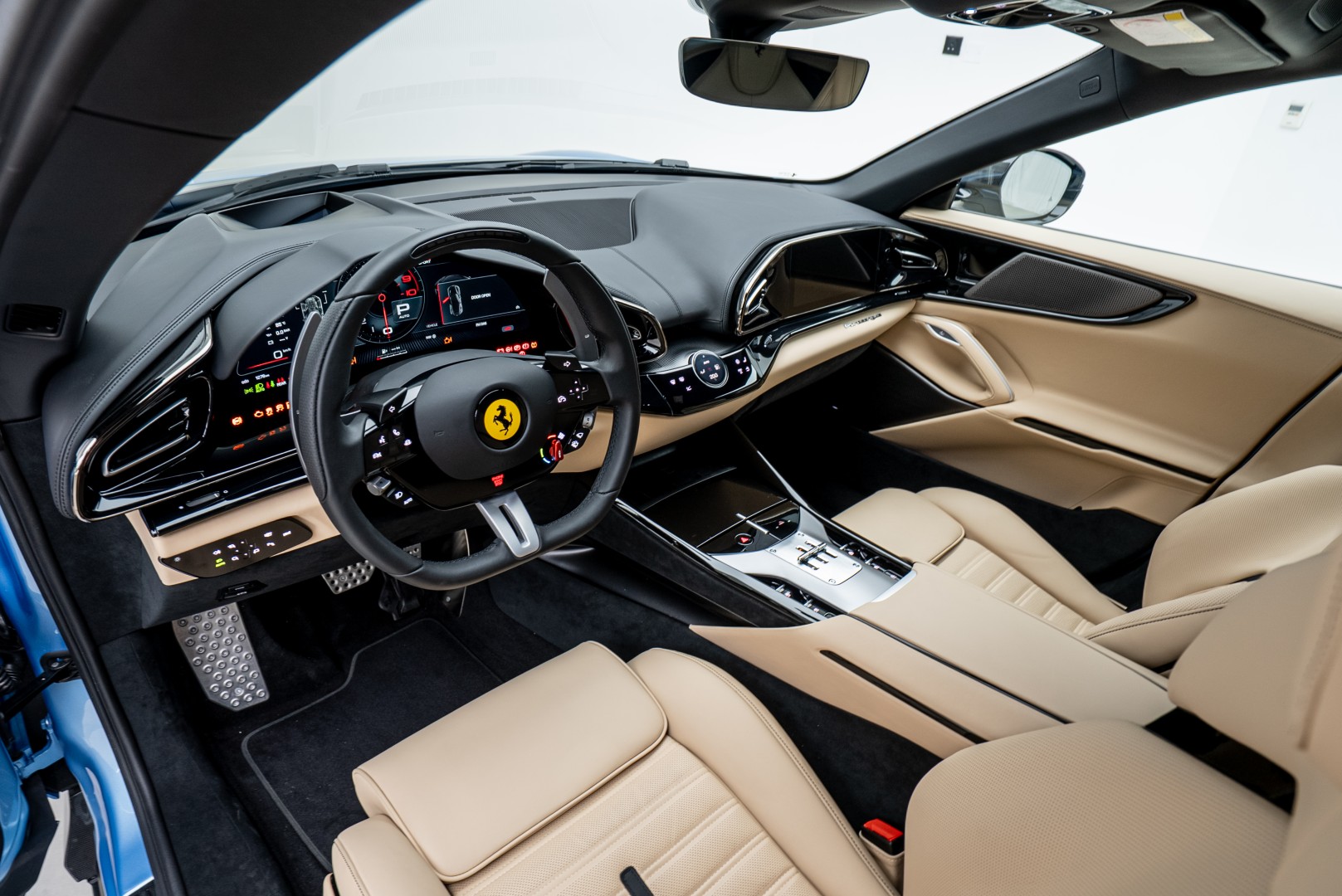2025 FERRARI PUROSANGUE | FULL CARBON | MAIN DEALER SERVICE | HIGH SPEC
